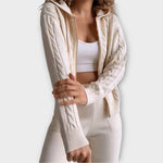 Πλεκτό Σετ με Κουκούλα και Ζακέτα